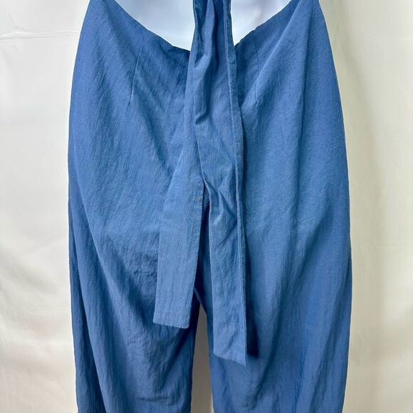 Lulu's Navy Flutter Sleeve Backless V-Neck Jumpsuit Size M - Picture 12 of 15